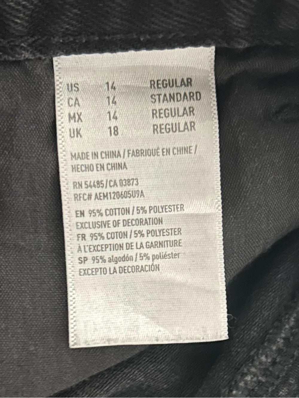 American Eagle Distressed Black Ripped Mom Jeans - Picture 8 of 9